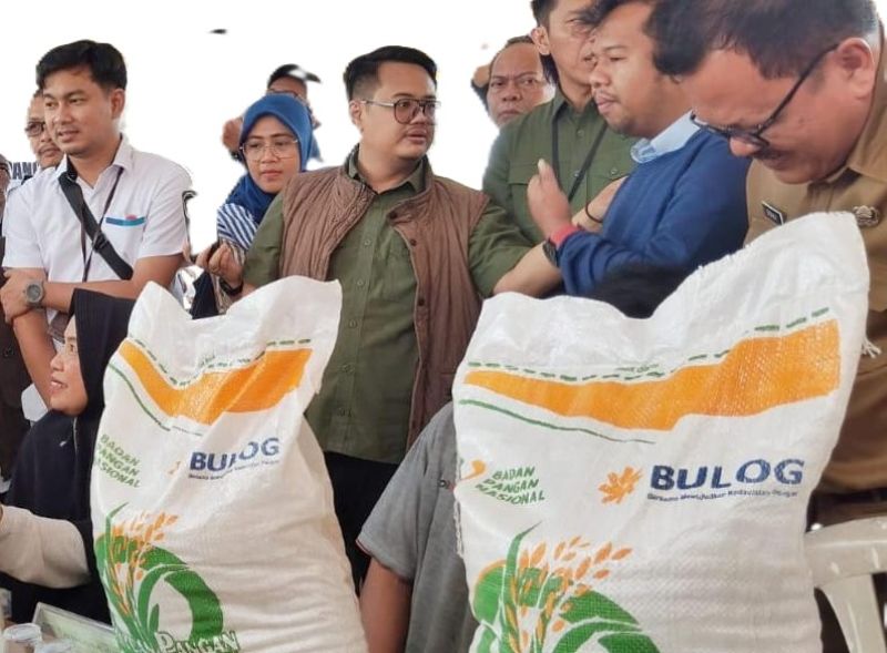 dugaan beras oplosan yang beredar di masyarakat.